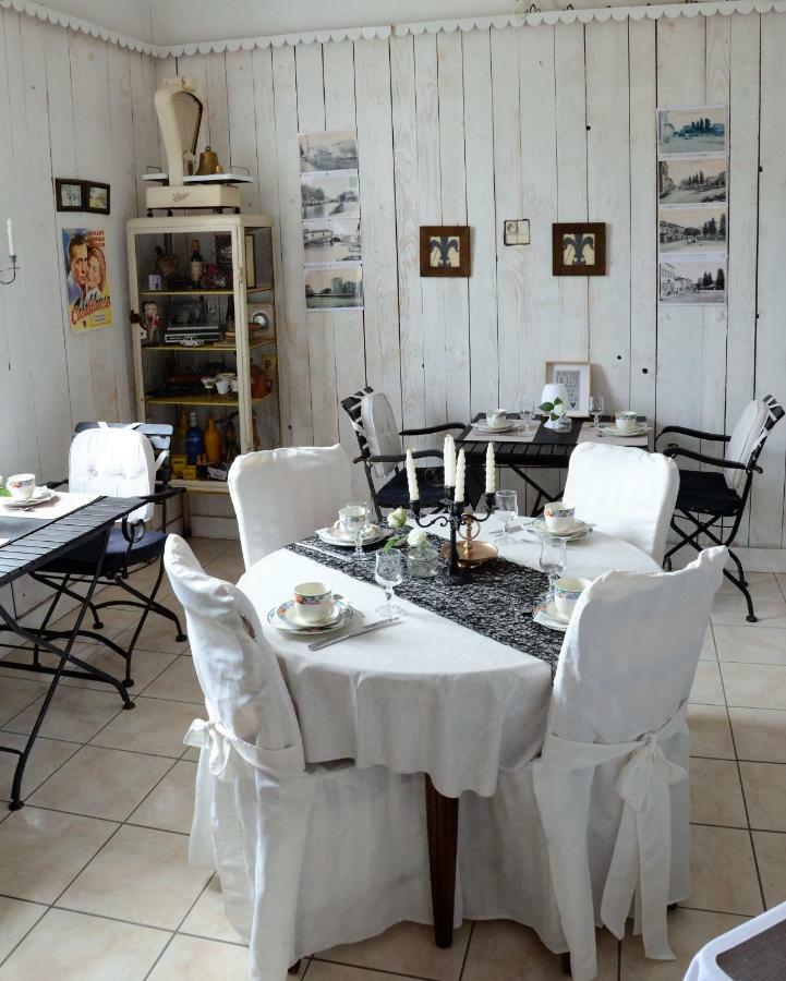 Le Neptune Le Somail Exterior photo